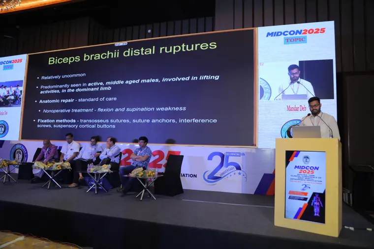 Dr. Mandar Deb presenting at MIDCON 2025