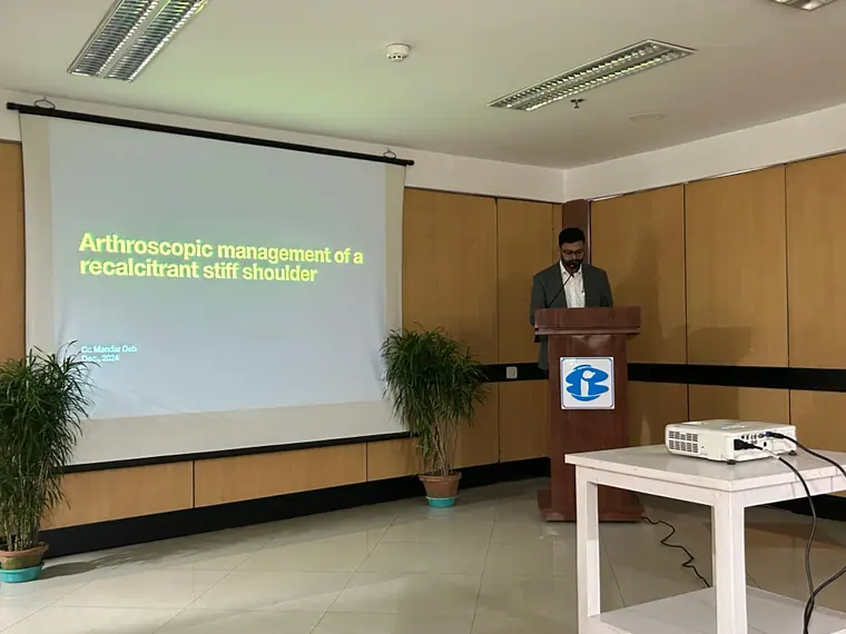 Dr. Mandar Deb presenting on the stiff shoulder